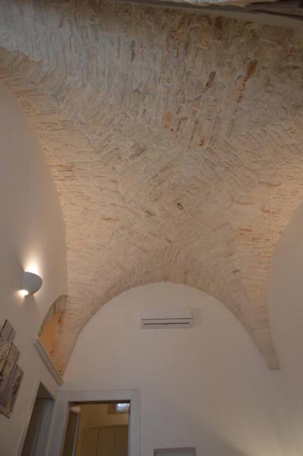 Soffitto a volta in pietra